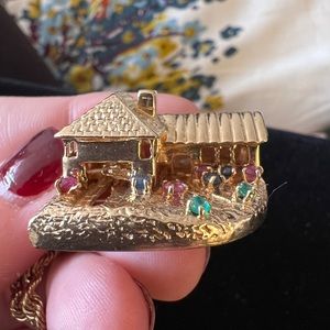 Vintage 14K Gold Necklace w/ House Pendant